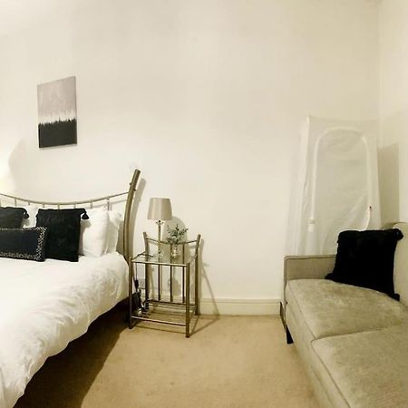 Beautiful Central Open Plan Living! マンチェスター エクステリア 写真